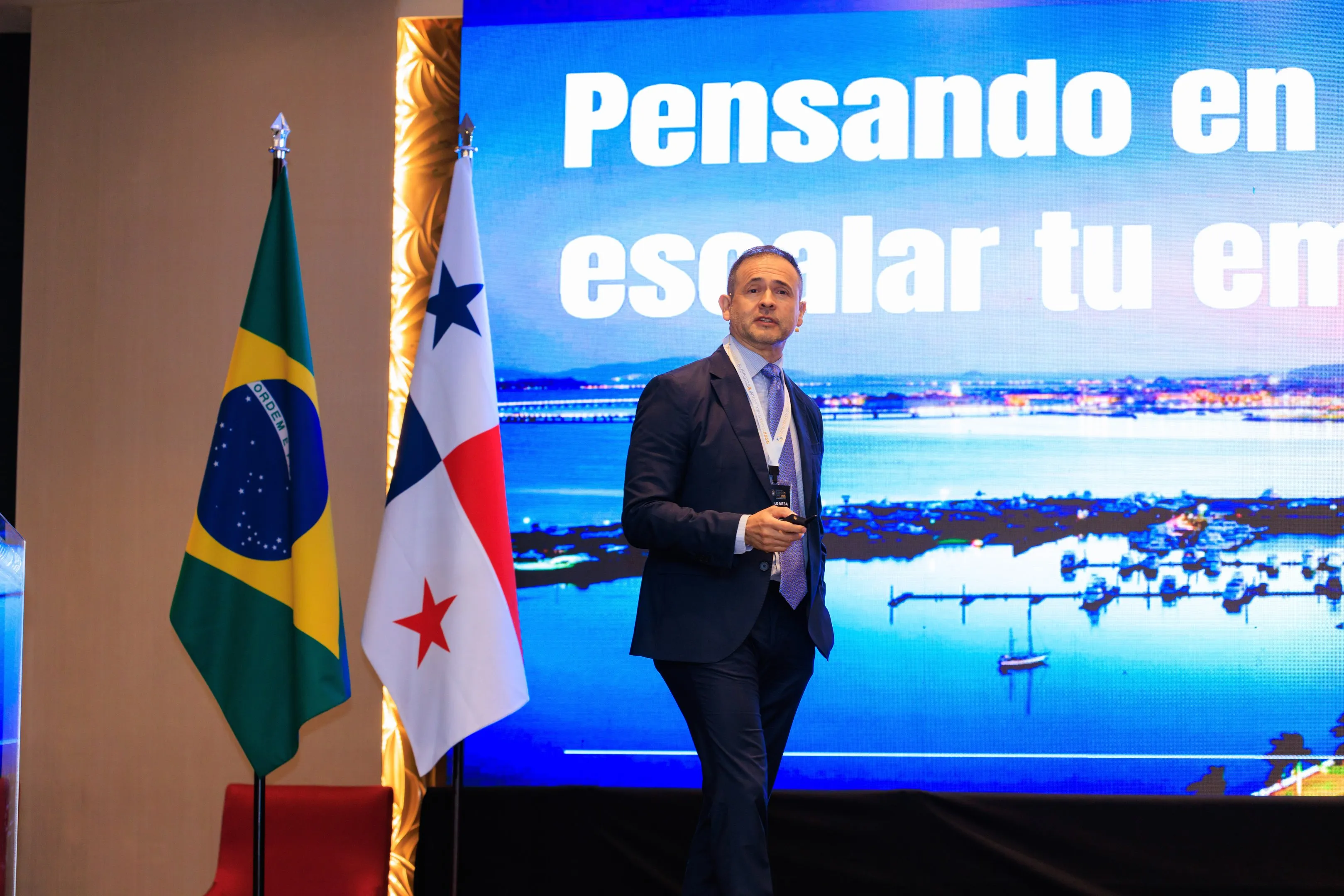 Presentación de Harold H. Mesa sobre cómo escalar una empresa