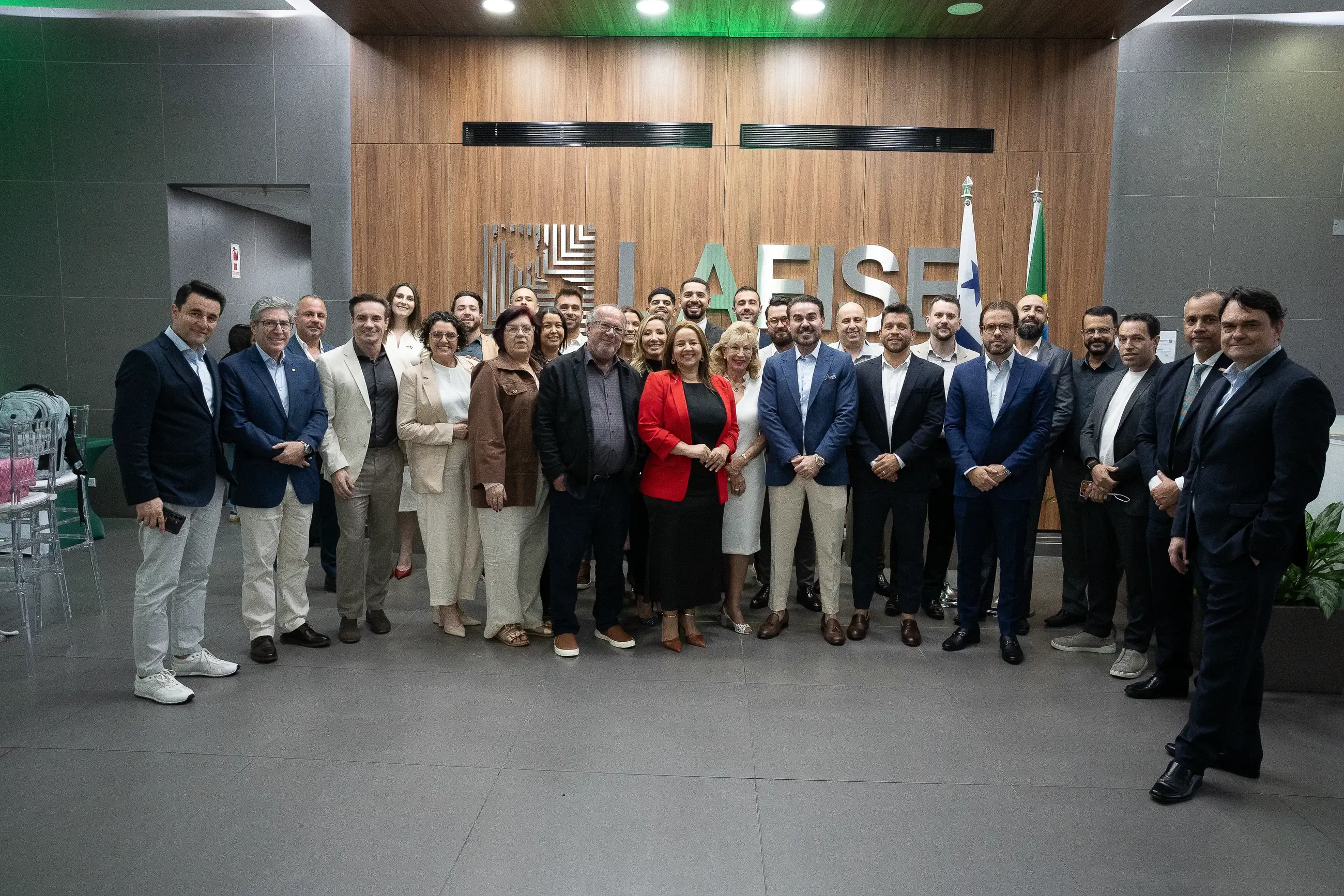 Misión empresarial brasileña recibida por Banco LAFISE en Panamá